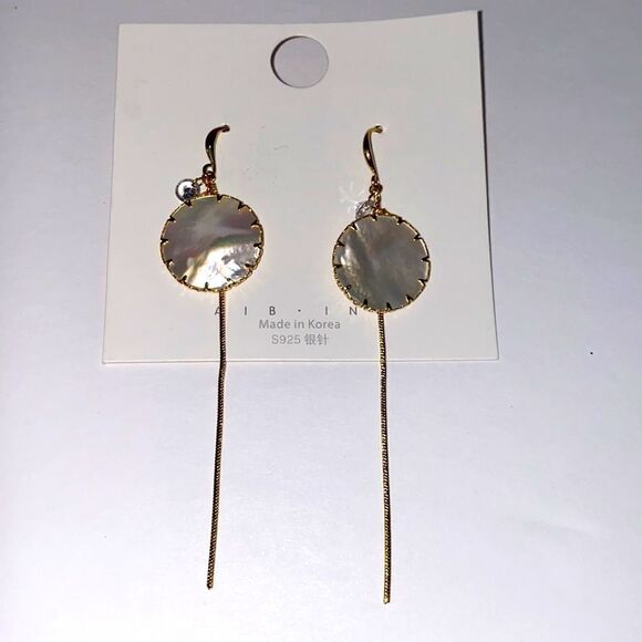 NWOT New Wave Gold Shell Design Earrings - Picture 3 of 10